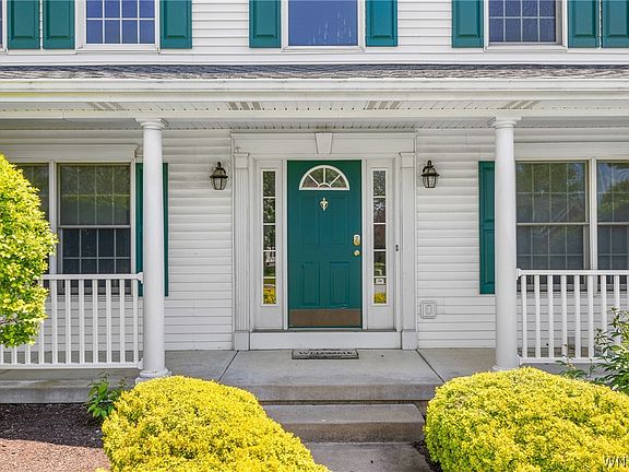 2nd image of 4169 Foxwood Ln