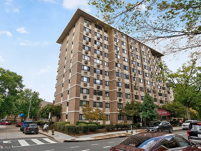 1816 New Hampshire Ave NW #503 — Photo 19