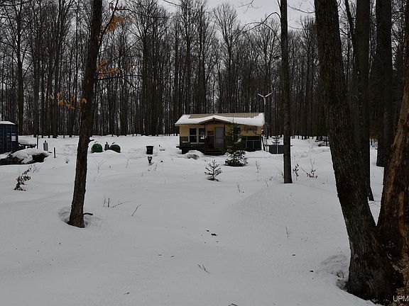 3rd image of County Line Rd S