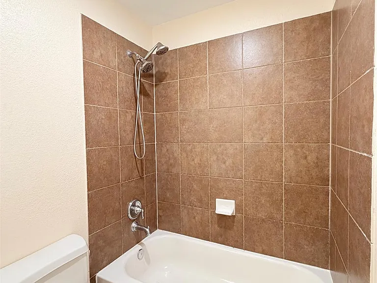 28015 Silverstream Ct — Photo 28