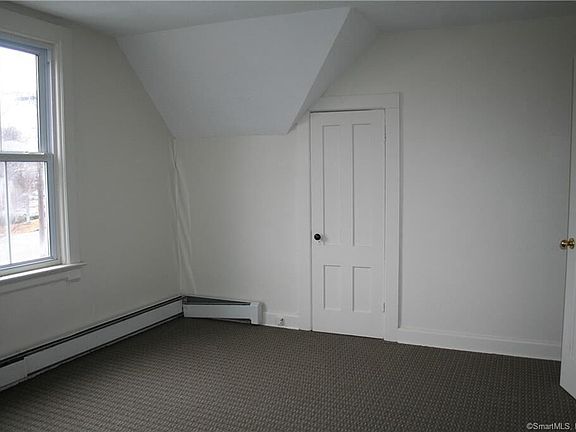 3rd image of 102 Salem Tpke