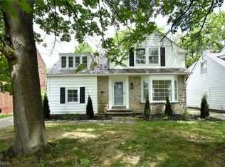 18977 Chagrin Blvd, Shaker Heights, OH