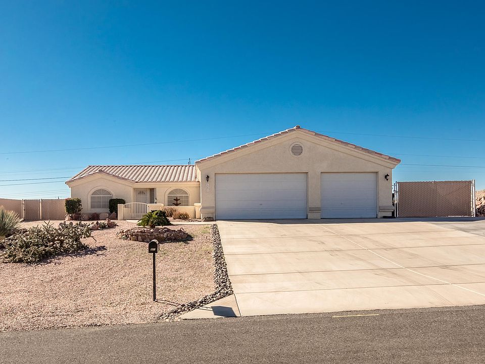 1st image of 661 Aquamarine Dr