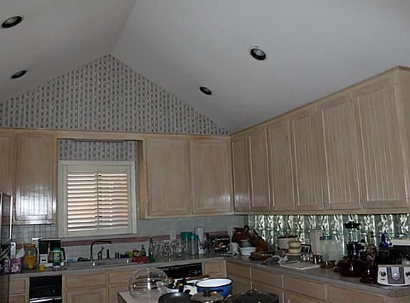 5th image of 4131 Briargrove Ln