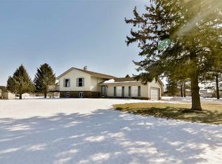 675 Squaw Prairie Rd, Belvidere, IL 61008