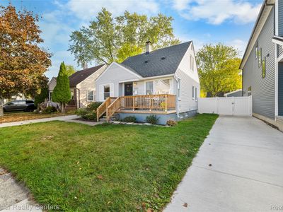 4142 Buckingham Ave, Berkley, MI, 48072