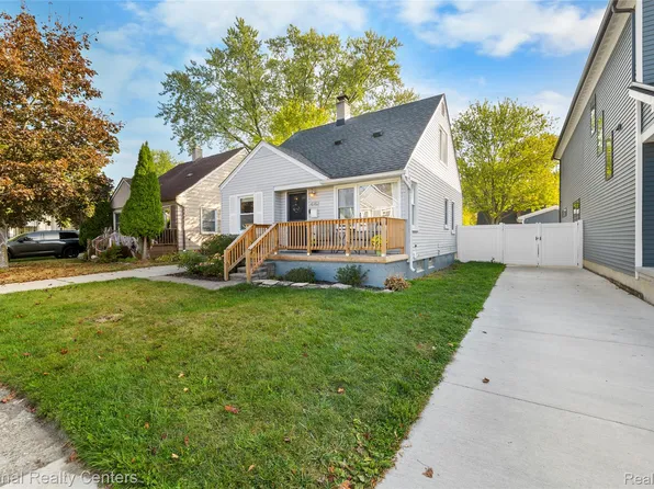 4142 Buckingham Ave, Berkley, MI 48072