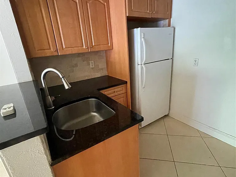 770 SE 2nd Ave #B210 — Photo 10