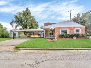 213 W Davis St, Tipton, OK 73570
