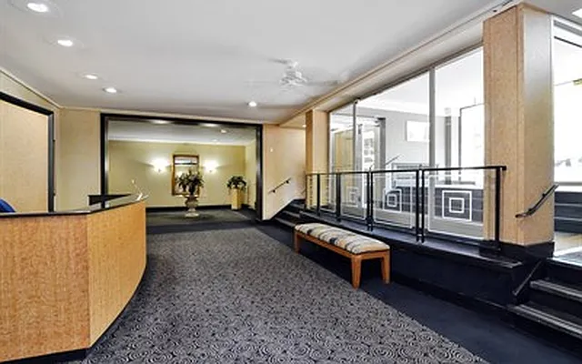 Sold by Century 21 Benjamin Realty | media 36