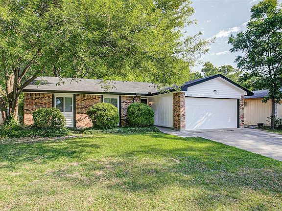 2nd image of 1517 Nueces Dr