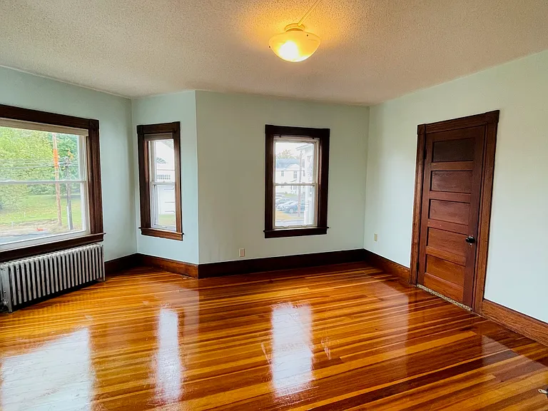 148 Russell St #2 — Photo 9