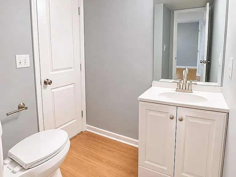 412 Fairfax Dr #6 — Photo 57