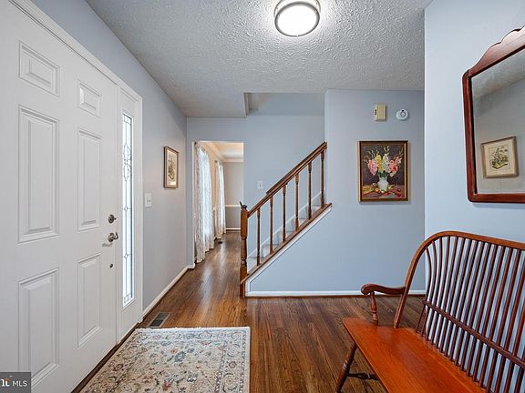 4th image of 1374 Rock Chapel Rd