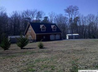 306 Bell Point Rd, Laceys Spring, AL 35754