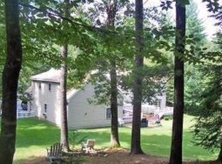 112 Leavitt Rd, Fremont, NH 03044