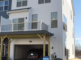 2967 Aughton Rd, Ann Arbor, MI 48105