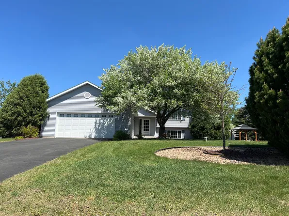 407 Marie Ct, Saint Stephen, MN 56375