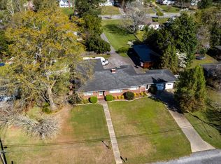 311 N Meadow Dr, Manning, SC 29102