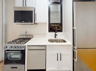 226 E 81st St APT 1D, New York, NY 10028