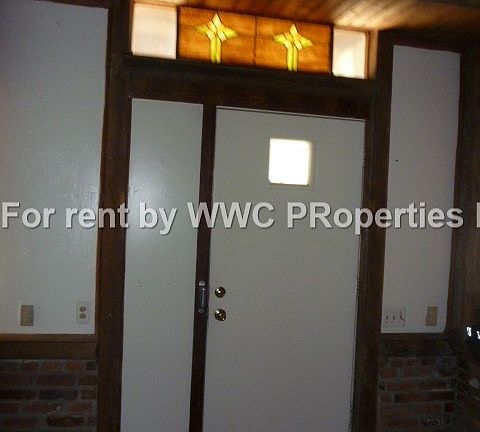 4th image of 702 N Congress St APT 4