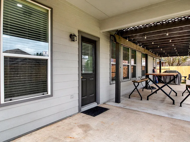 15314 Hazen Point Dr — Photo 6