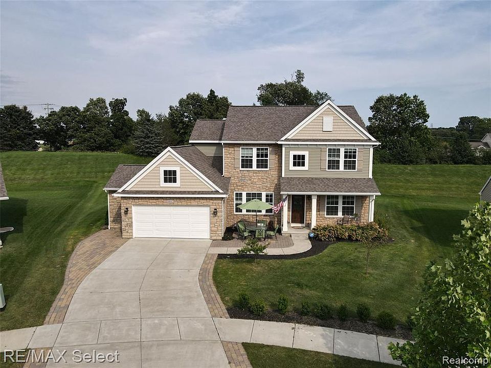 1st image of 10042 Mulberry Ln
