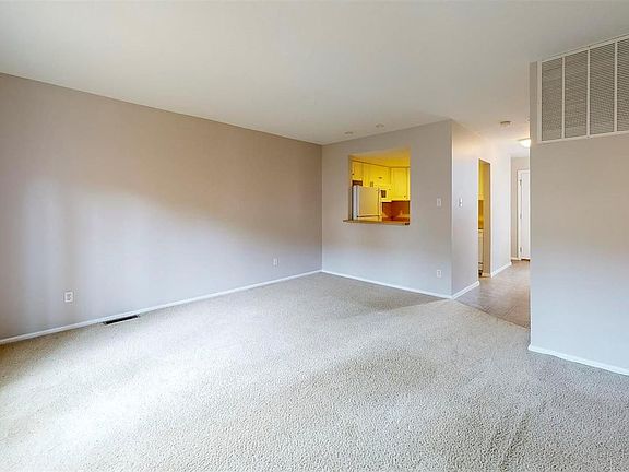 5th image of 1131 Town And Four Parkway Dr #1131