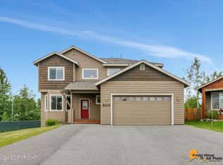 8019 Grayhawk Cir, Anchorage, AK 99507
