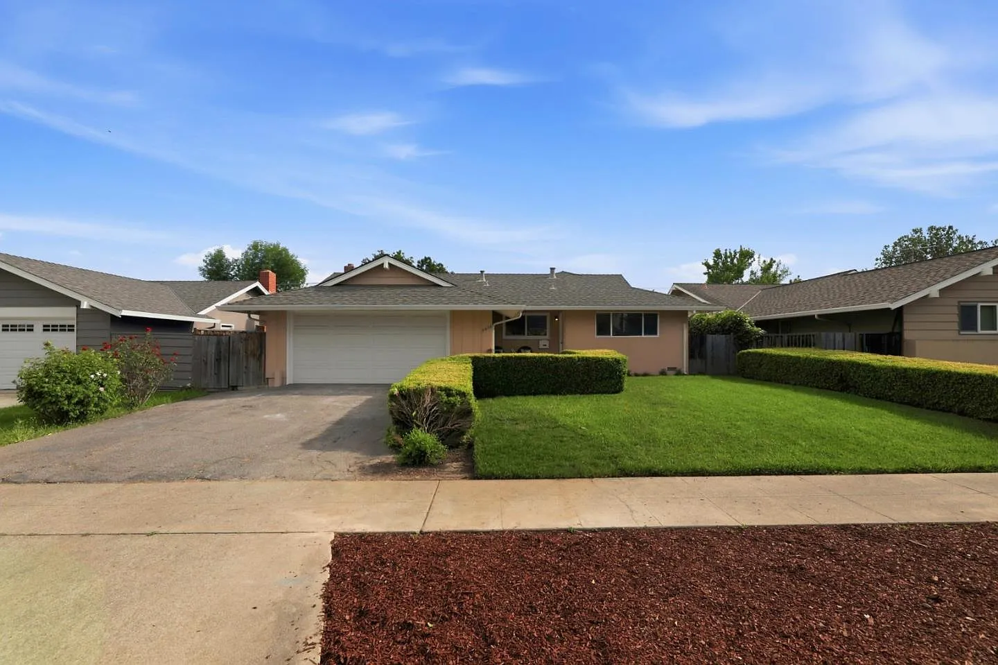 4456 Hilton Ave photo 1