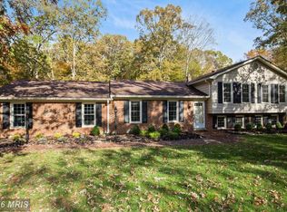 9451 Silver Oak Rd, La Plata, MD 20646