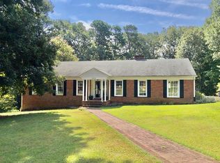 1025 Morningside Ln, Martinsville, VA 24112