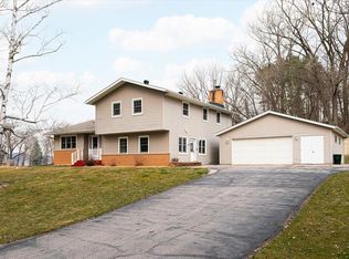 N3784 Scenic Dr, La Crosse, WI 54601