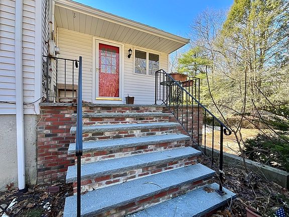 4th image of 2 Lauren Rd