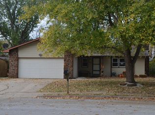 3815 S Lindell Ave, Springfield, MO 65807