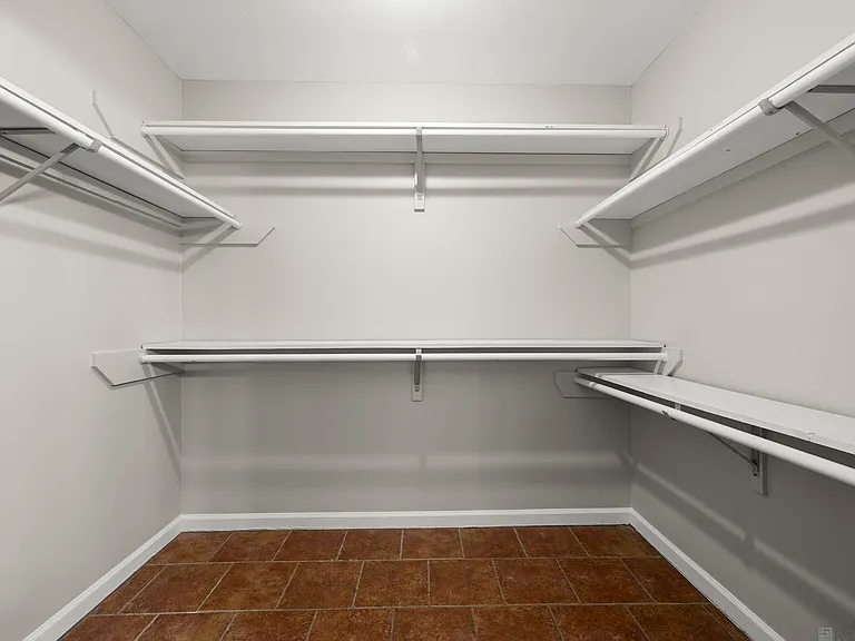5050 Stumberg Ln — Photo 18