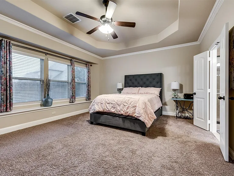 1213 Wedgewood Dr — Photo 14