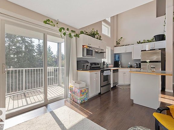 4th image of 151 Edwards Dr SW #208