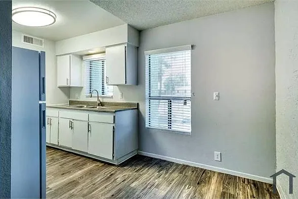 5335 N 19th Ave #909 — Photo 6