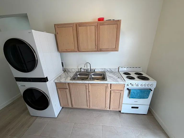 5395 N Cliffrose Dr — Photo 4