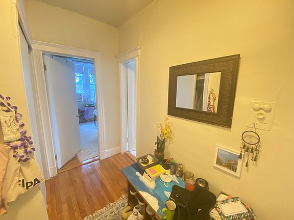 2nd image of 1181 Boylston St