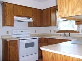 Kitchen (appliances inc.)