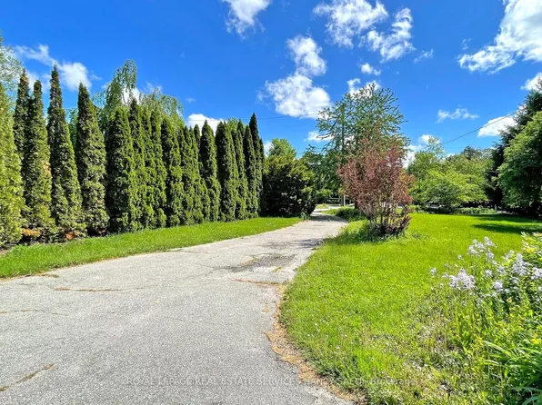 78 Arjay Cres, Toronto, ON M2L 1C7