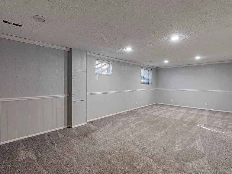 3246 W Royalwood Dr — Photo 20