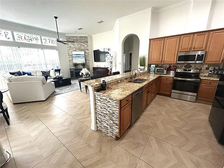 2303 Baesel View Dr — Photo 5