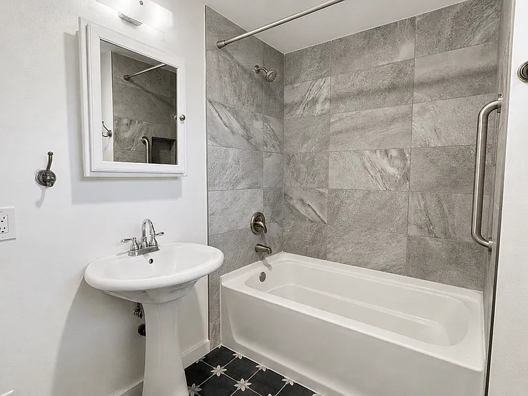 406 S Signal St #A — Photo 25