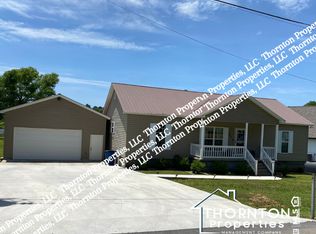288 Willow Lake Cir, Guntersville, AL 35976