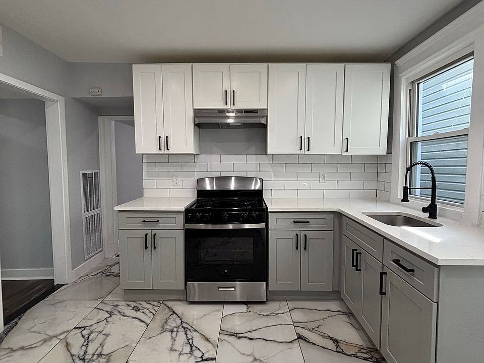 1st image of 87 S 14th St #2F