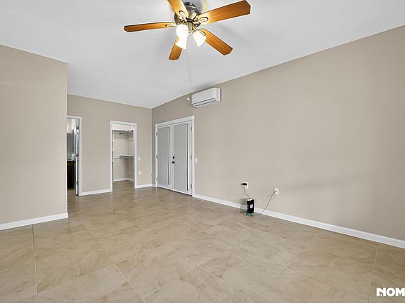 5th image of 768 W Calle Del Ensalmo