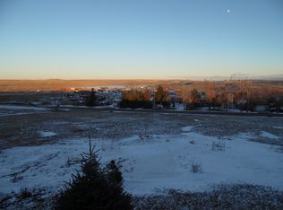 320 Collins Ave, Gillette, WY 82718